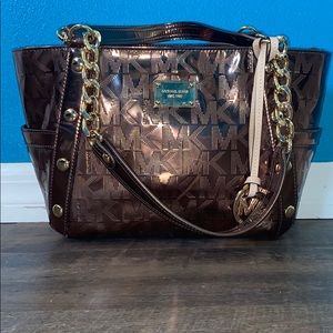 Micheal Kors purse